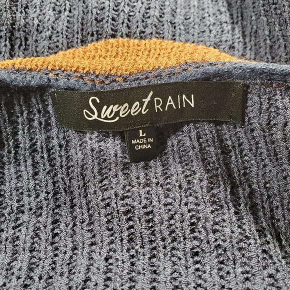 💥Just In💥 Sweet Rain Knit Tank...Size L Juniors - Picture 4 of 5